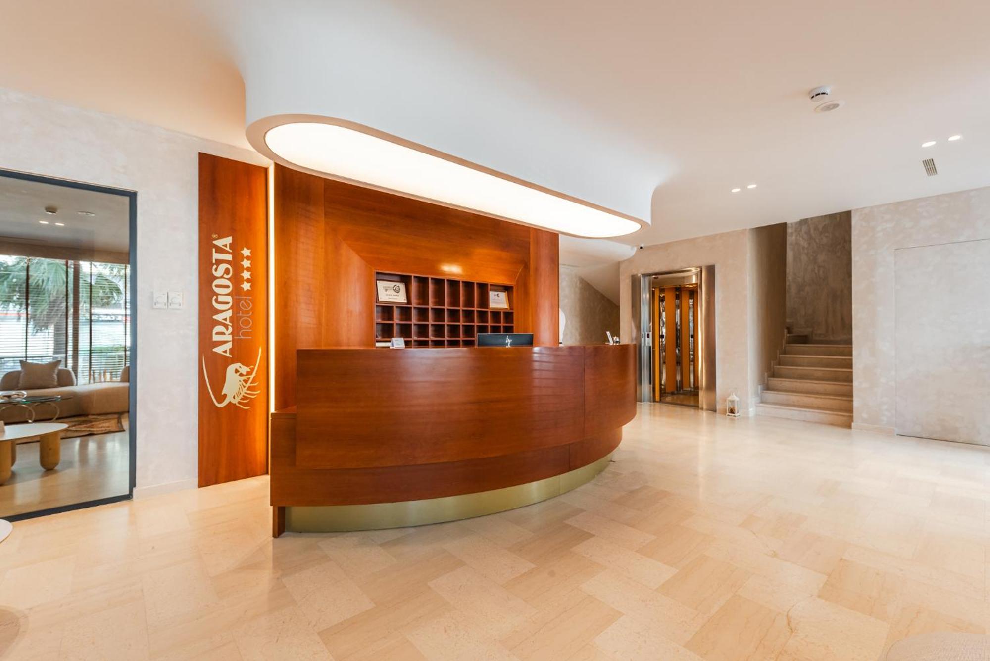 Aragosta Hotel Durres Exterior photo